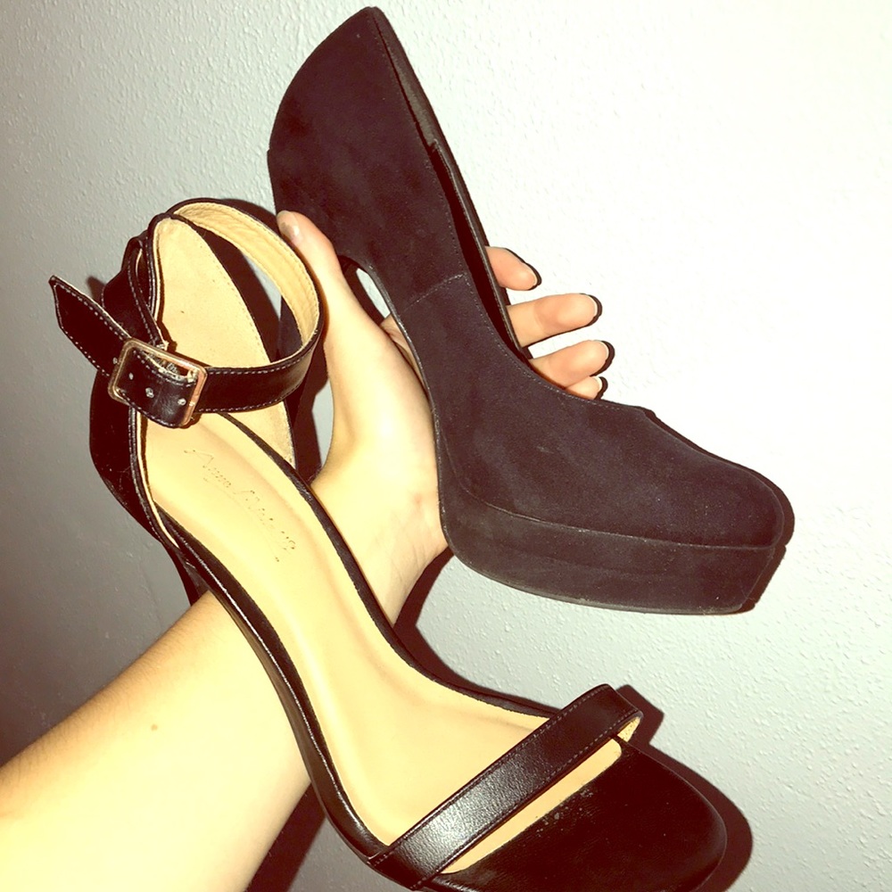 🖤2 PAIRS of Black Heels🖤